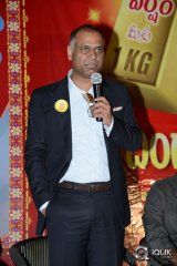 Size Zero Movie Press Meet